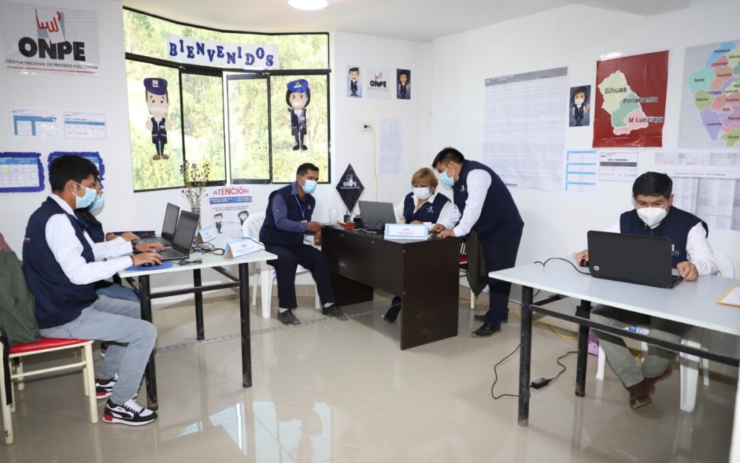 Misión: enseñar a votar…